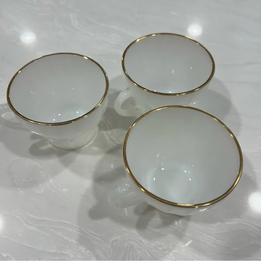 Vintage Anchor Hocking King Milk White Glass Swirl Gold Rim Cup Set Cottagecore